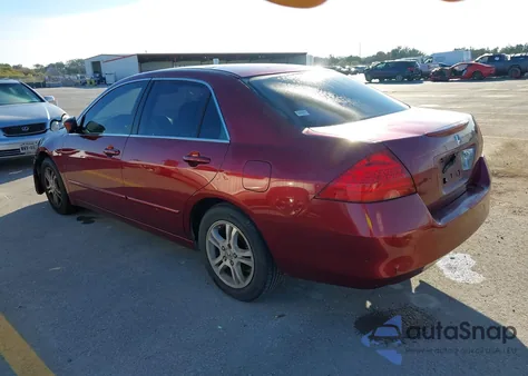 2006 Honda Accord 2.4 Se z USA, uszkodzony, nr VIN 1HGCM56376A022520